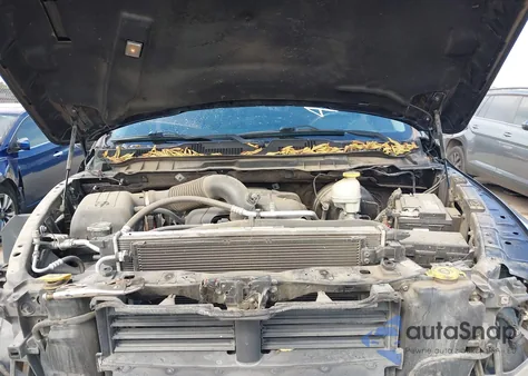 2017 Ram 1500 Laramie 4X4 5'7 Box из США, поврежденный, VIN 1C6RR7NT1HS600817